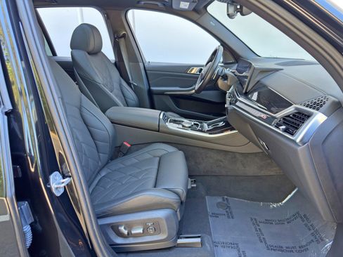 Used 2024 BMW X5 sDrive40i w/ M Sport Package RWD image 16
