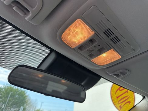 Used 2019 Honda Civic EX image 27