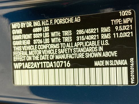 Certified 2026 Porsche Cayenne E-Hybrid AWD/4WD image 32