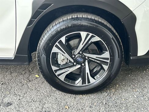Certified 2025 Subaru Crosstrek 2.5i Premium image 13