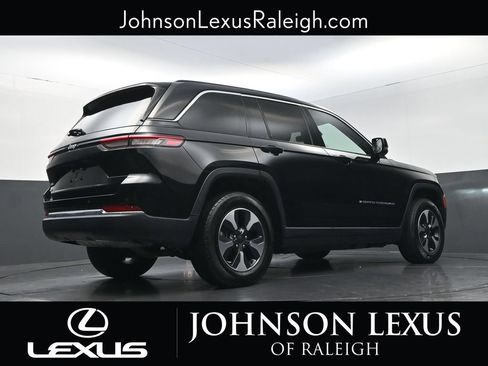 Used 2023 Jeep Grand Cherokee 4WD 4xe image 21