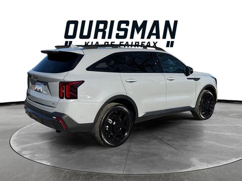 Certified 2025 Kia Sorento SX Prestige w/ Olive Brown Leather Package image 6