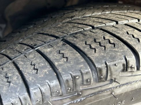 Used 2017 Kia Soul + image 10