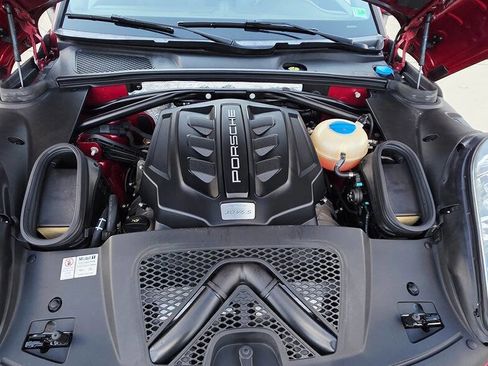 Used 2016 Porsche Macan S image 31