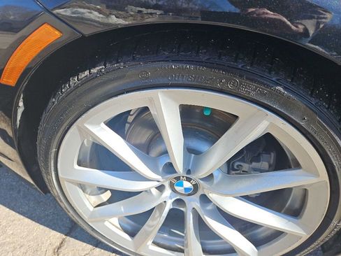 Used 2011 BMW Z4 sDrive35i image 8