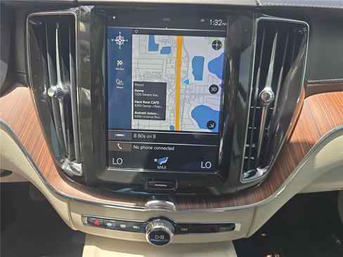 Used 2020 Volvo XC60 T5 Inscription FWD image 18