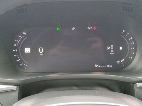Used 2023 Volvo XC60 B5 Plus w/ Climate Package AWD/4WD image 18