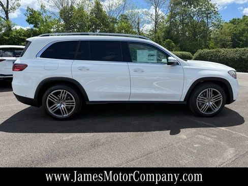 New 2026 Mercedes-Benz GLS 450 4MATIC image 4