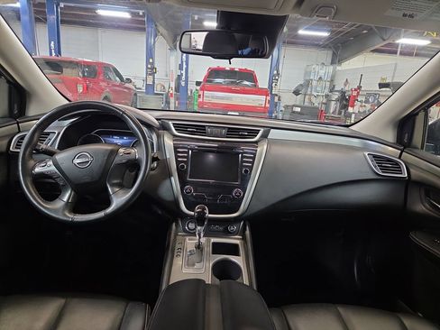 Used 2023 Nissan Murano SV image 13
