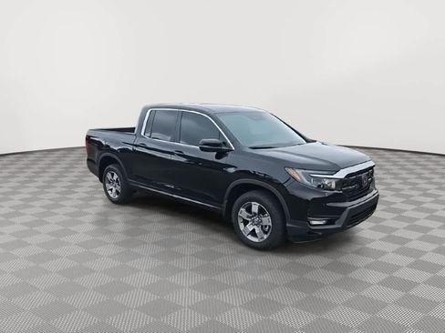 Certified 2025 Honda Ridgeline RTL image 2