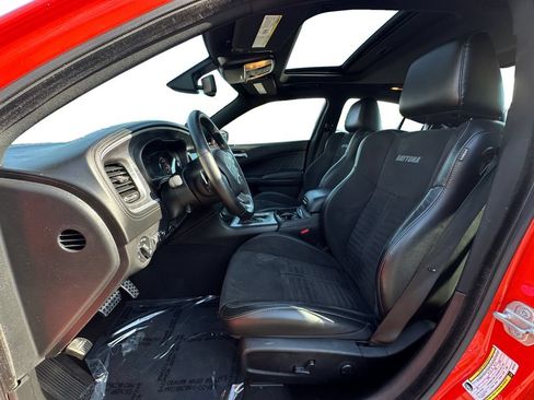 Used 2022 Dodge Charger Scat Pack w/ Daytona Edition Group RWD image 9