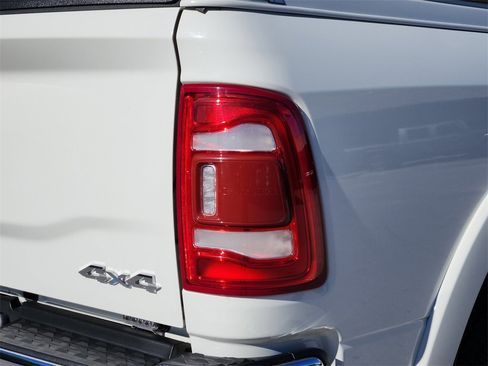 Used 2022 RAM 2500 Laramie w/ Snow Chief Group image 8
