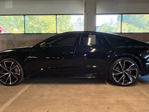 Used 2022 Audi RS 7 Sportback AWD/4WD image 2