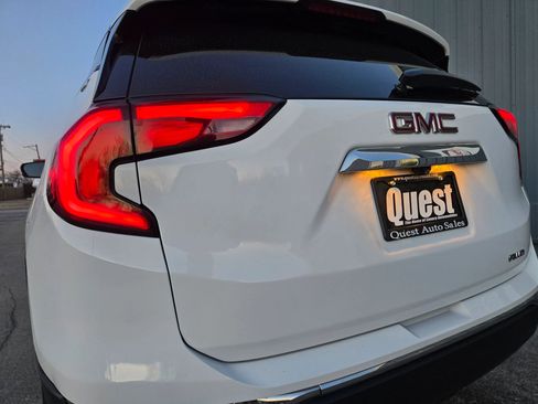 Used 2020 GMC Terrain SLT image 28
