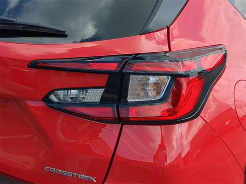 Certified 2025 Subaru Crosstrek 2.0i Premium image 8