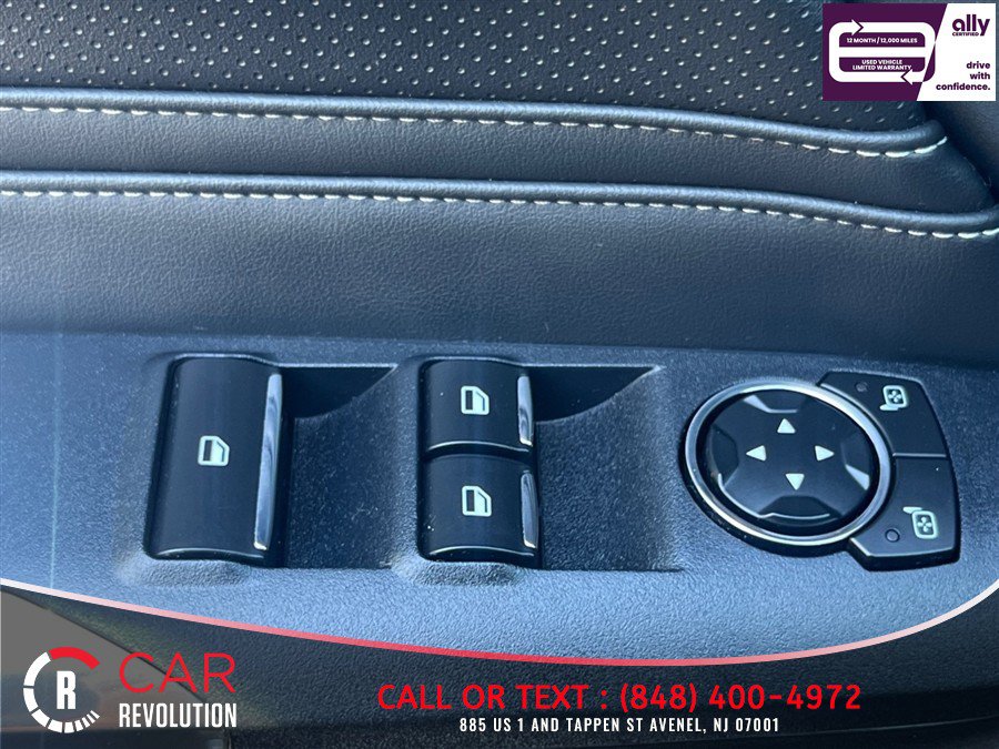 Used 2025 Ford Mustang Premium RWD image 33