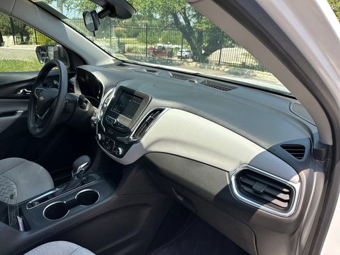 Used 2024 Chevrolet Equinox LS w/ LS Convenience Package FWD image 37