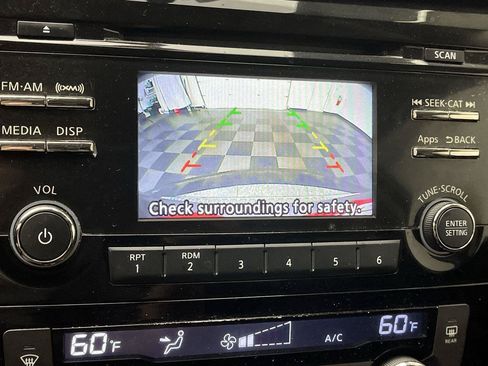 Used 2015 Nissan Rogue SV AWD/4WD image 5