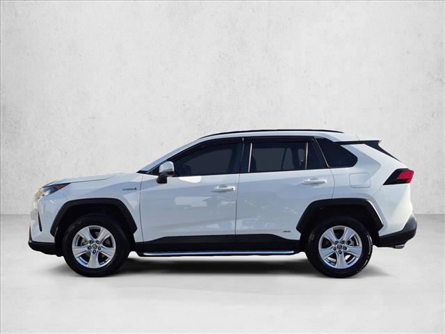 Used 2021 Toyota RAV4 LE AWD/4WD image 9