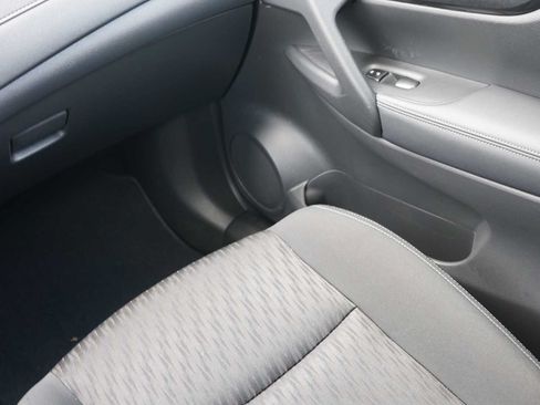 Used 2019 Nissan Rogue SV FWD image 26