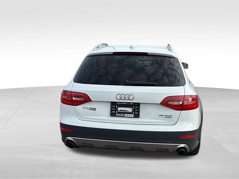 Used 2015 Audi A4 Premium Plus w/ Technology Package image 6