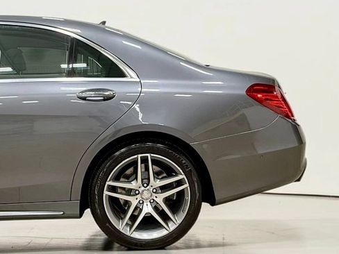 Used 2017 Mercedes-Benz S 550 4MATIC Sedan image 17