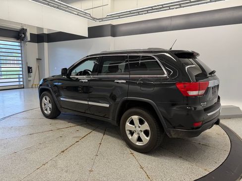 Used 2012 Jeep Grand Cherokee Limited w/ Luxury Group II AWD/4WD image 13