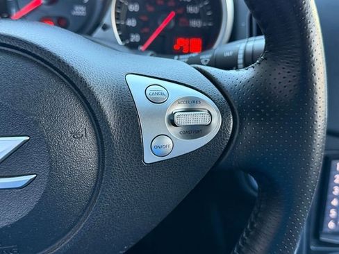 Used 2016 Nissan 370Z Base image 13