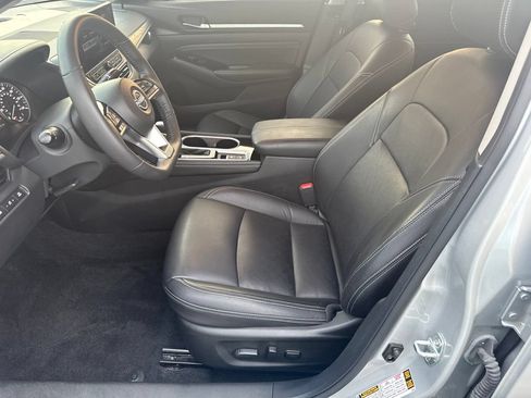 Used 2023 Nissan Altima 2.5 SL FWD image 19