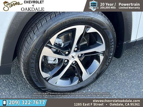 Certified 2025 Chevrolet Trax RS w/ Sunroof Package image 34