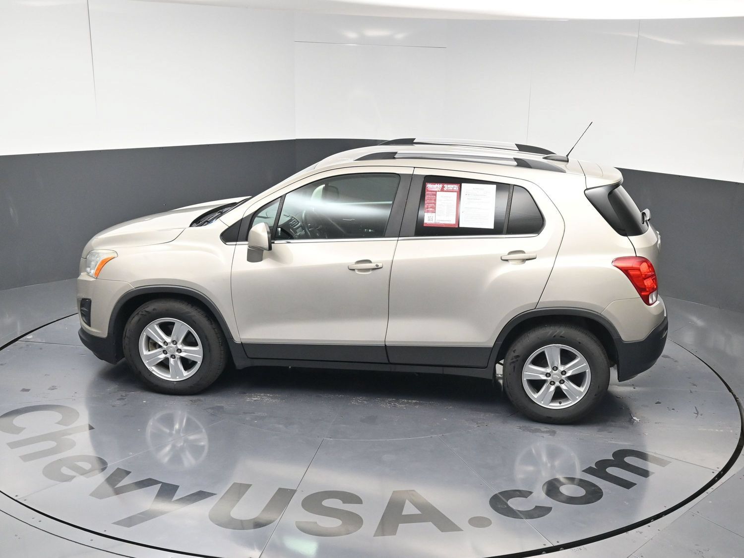 Used 2016 Chevrolet Trax LT w/ LT Convenience Package FWD image 20