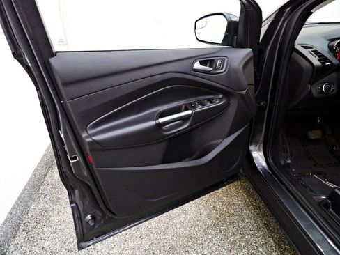 Used 2018 Ford Escape SE AWD/4WD image 17
