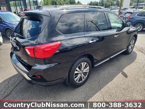 Used 2019 Nissan Pathfinder S AWD/4WD image 8