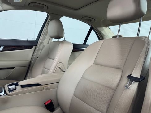 Used 2012 Mercedes-Benz C 300 4MATIC Sedan image 12