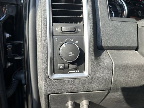 Used 2018 RAM 2500 Power Wagon w/ Luxury Group image 37