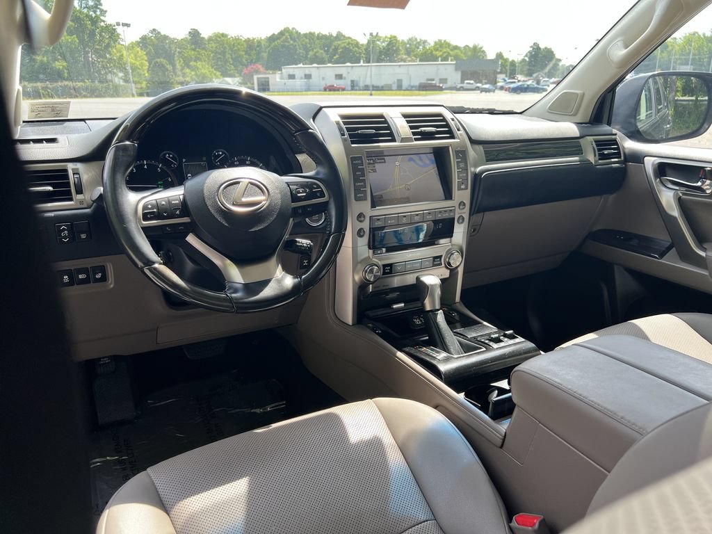 Used 2021 Lexus GX 460 Premium w/ Premium Package AWD/4WD image 20