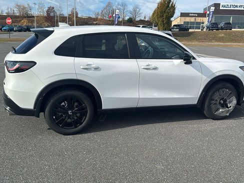 New 2026 Honda HR-V Sport image 4