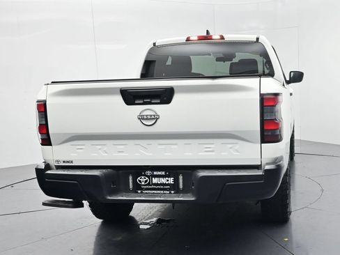 Used 2024 Nissan Frontier S AWD/4WD image 7