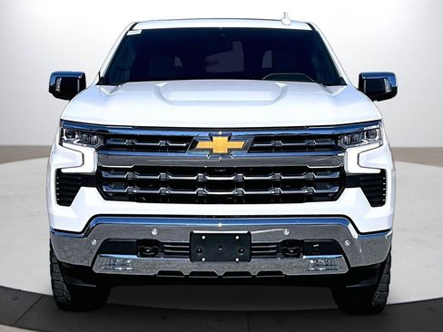 Used 2025 Chevrolet Silverado 1500 LTZ w/ Z71 Off-Road Package image 3
