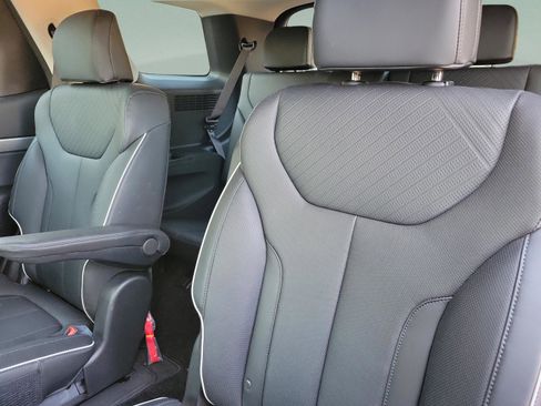 Used 2025 Hyundai Palisade SEL image 20