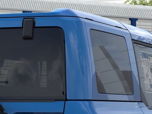 New 2025 Ford Bronco Badlands image 25