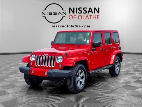 Used 2018 Jeep Wrangler Unlimited Sahara AWD/4WD image 1