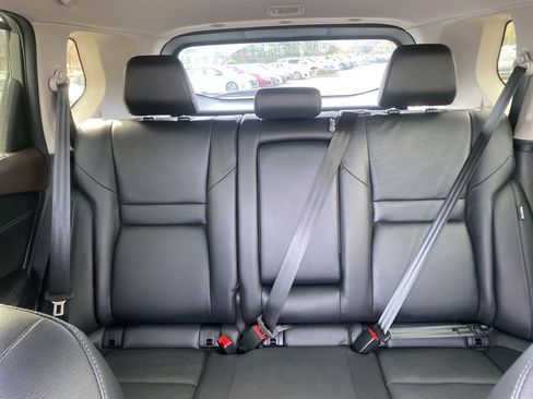 Used 2023 Nissan Rogue SL w/ SL Premium Package image 30