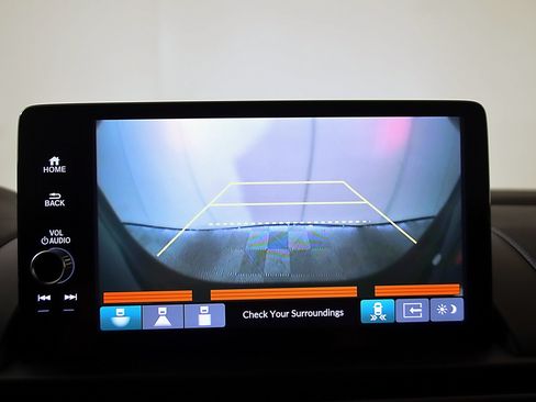 Used 2025 Honda Pilot EX-L image 32