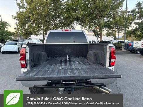 Used 2005 Chevrolet Silverado 2500 LT w/ Heavy-Duty Power Package AWD/4WD image 38