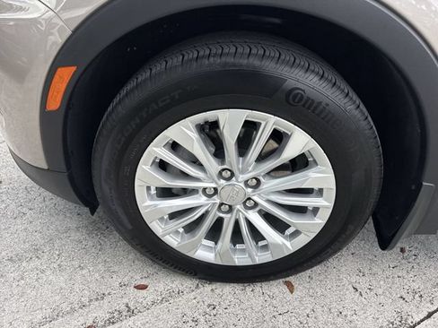 Used 2024 Cadillac XT4 Luxury FWD image 10