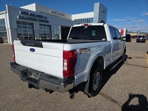 Used 2021 Ford F250 Lariat w/ Chrome Package image 5