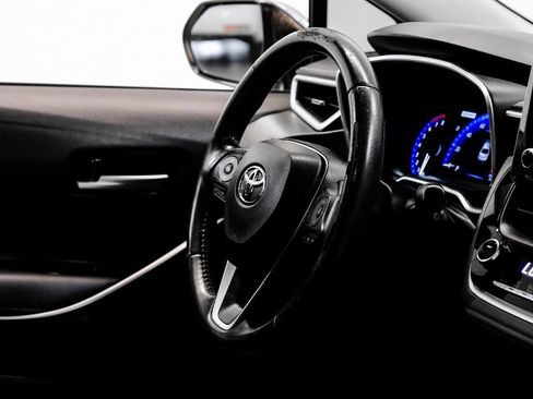 Used 2020 Toyota Corolla XLE image 24