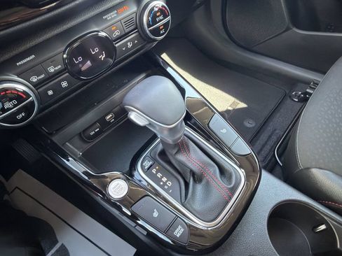 Certified 2025 Kia Soul GT-Line w/ GT-Line Technology Package FWD image 29