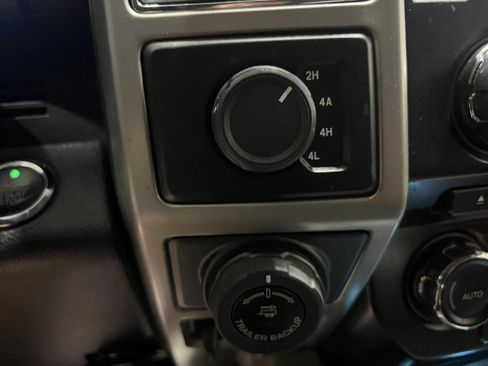 Used 2017 Ford F150 Lariat AWD/4WD image 17